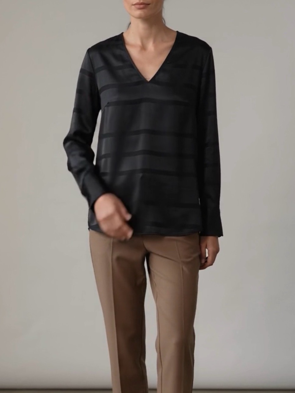 Ted Baker Genina Black Satin-Stripe V-Neck Long Sleeve Blouse (4) NWT